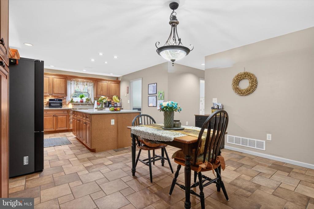 7 PENN MANOR ROAD A