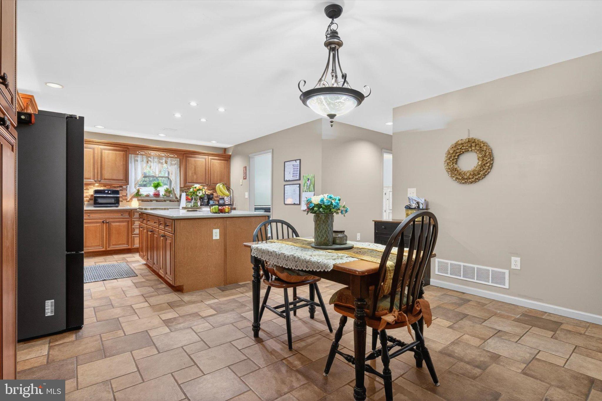 7 PENN MANOR ROAD A