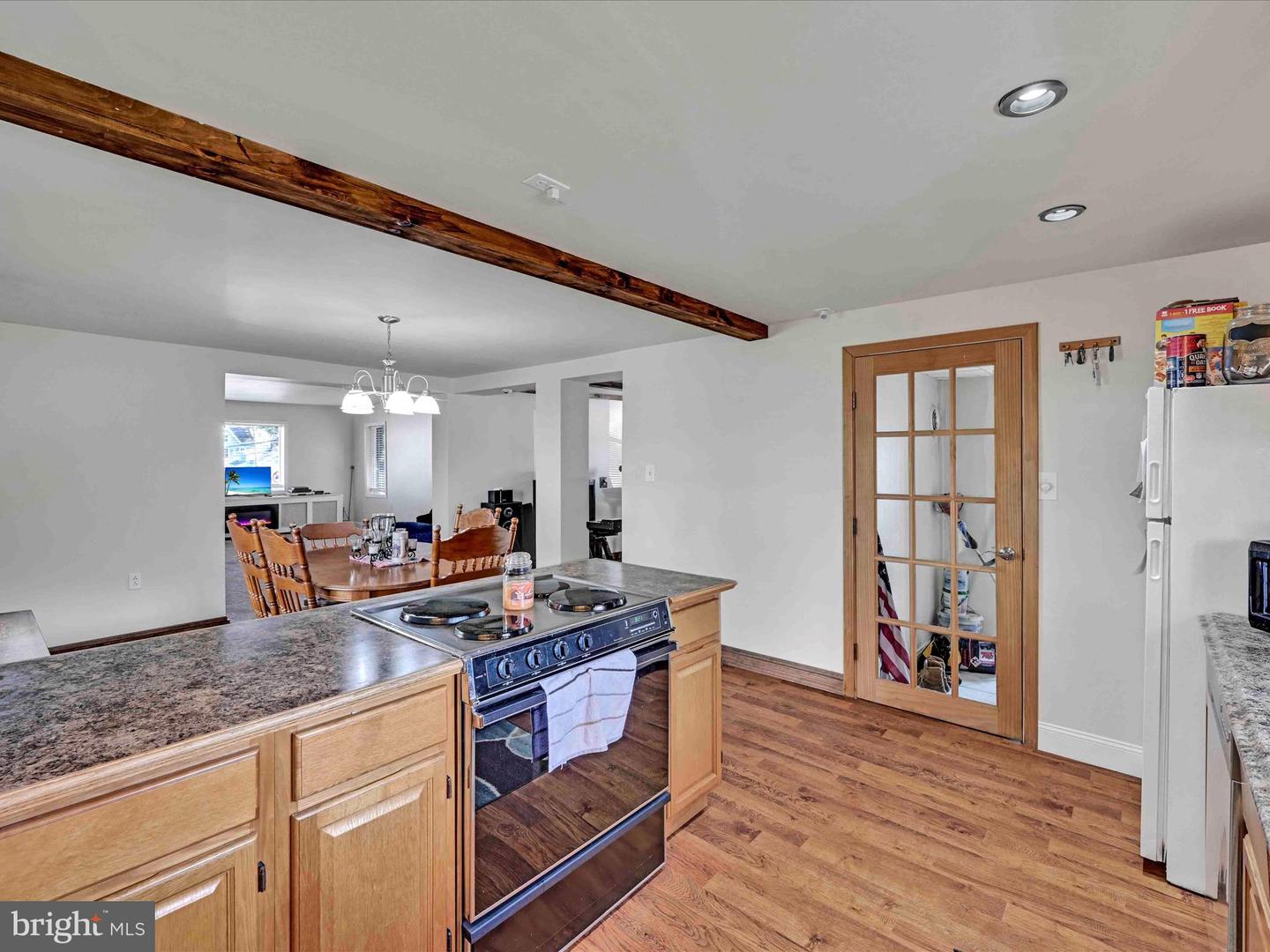 31 Chestnut St
