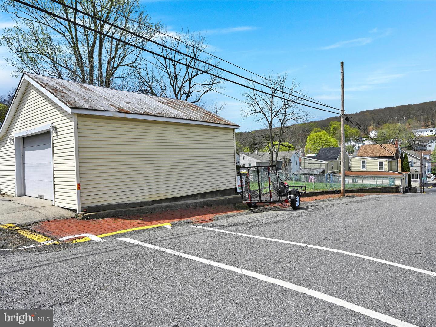 31 Chestnut St