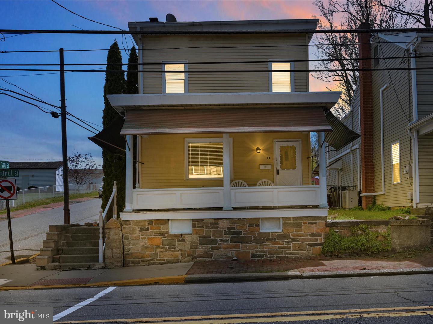 31 Chestnut St