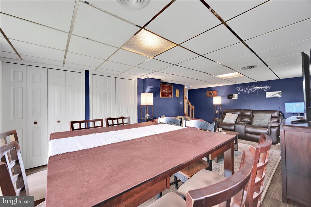 89 DEERFIELD DRIVE