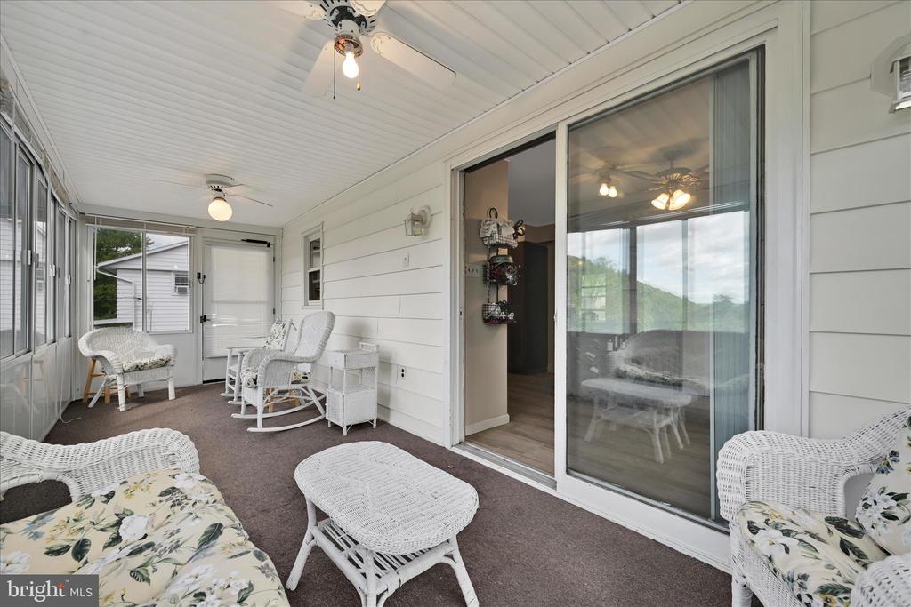 89 DEERFIELD DRIVE