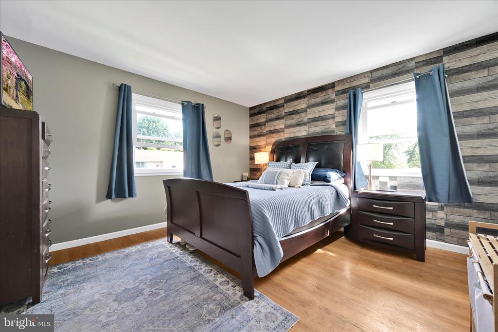 89 DEERFIELD DRIVE