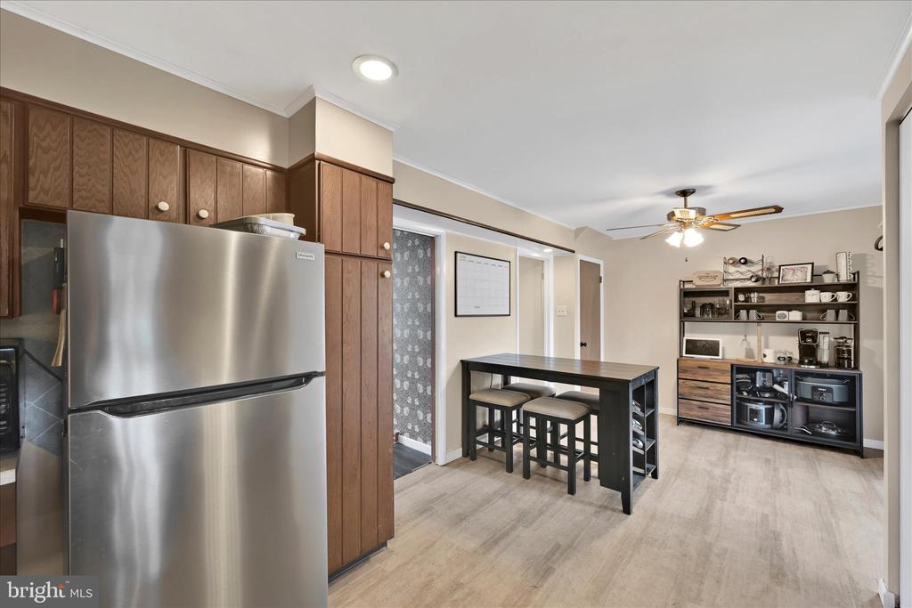 89 DEERFIELD DRIVE