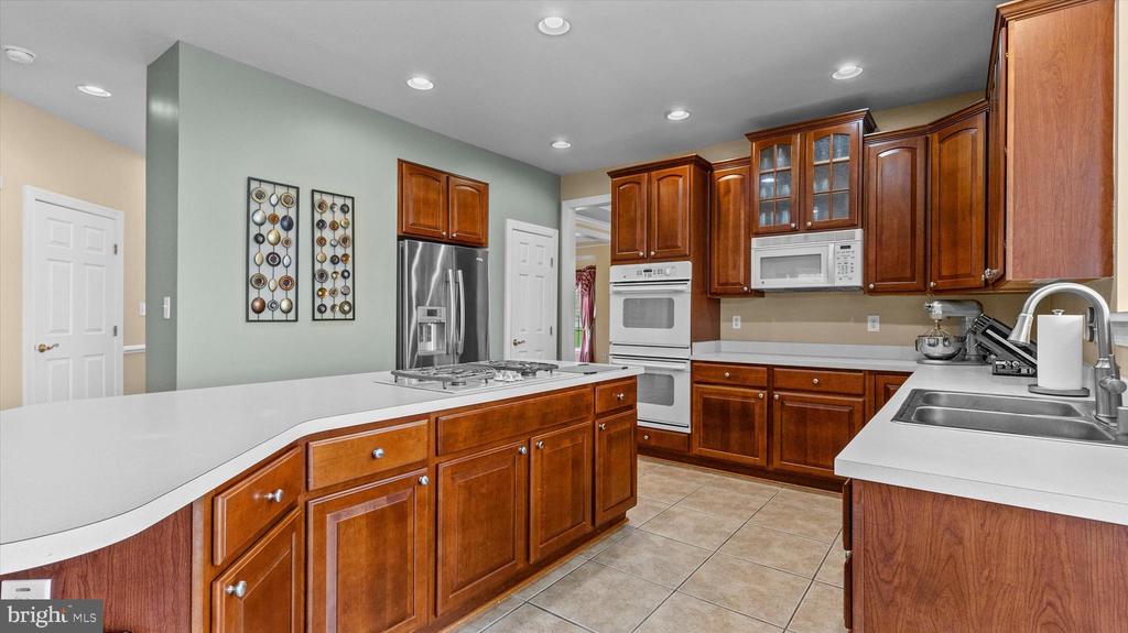 447 EL VISTA DRIVE