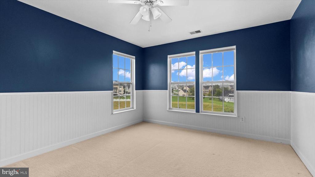 447 EL VISTA DRIVE