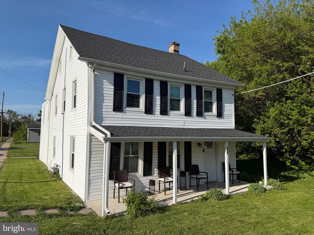 400 ROSS AVENUE