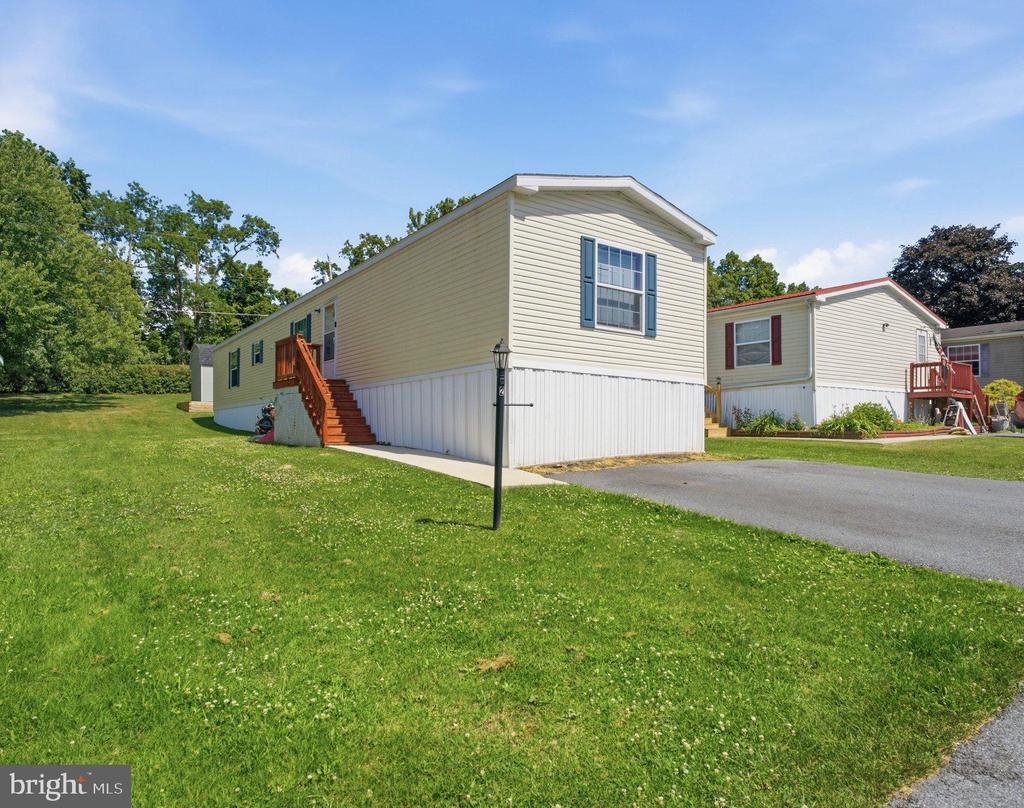 2 WALMAR MANOR