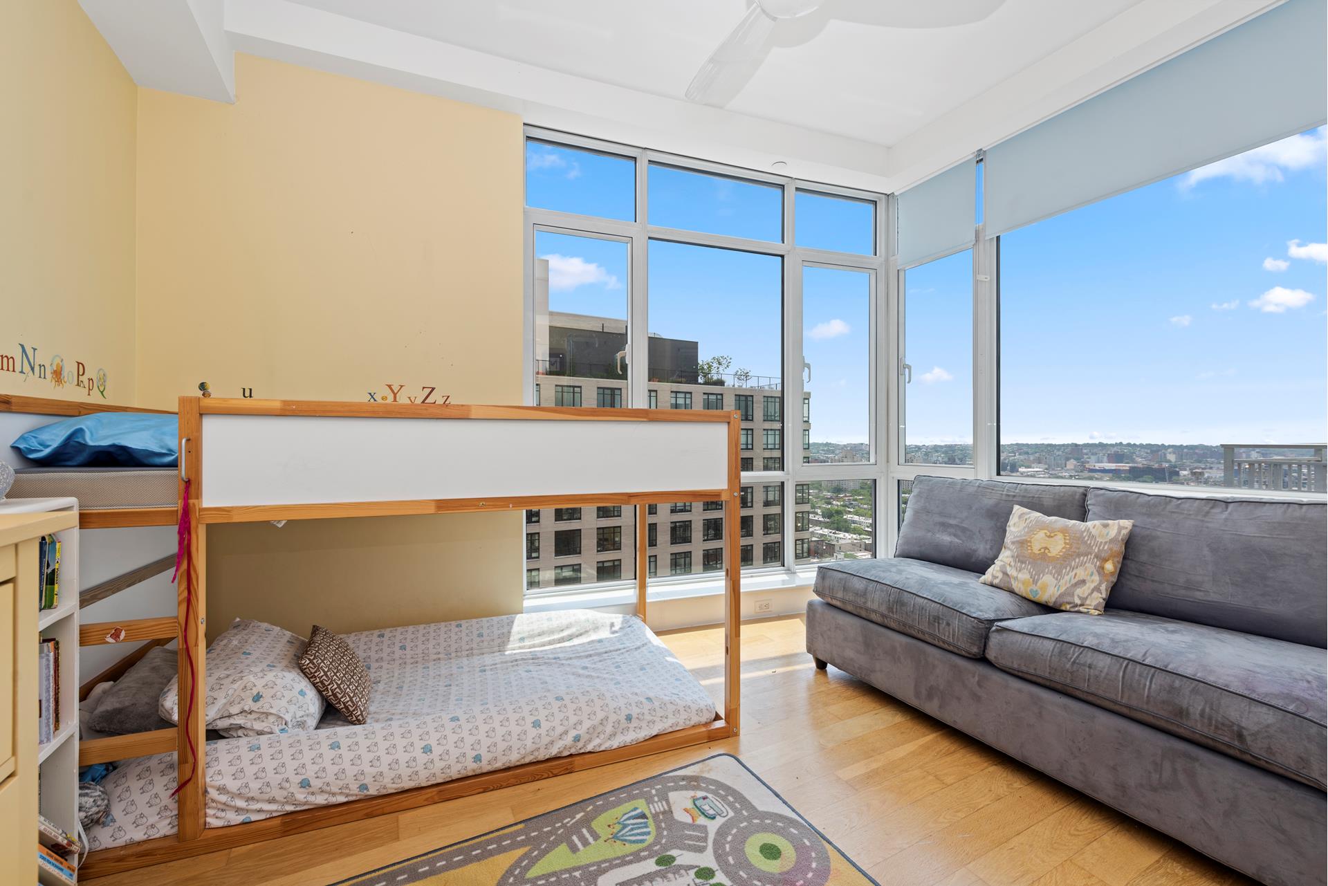 189 Schermerhorn Street Unit: 25J