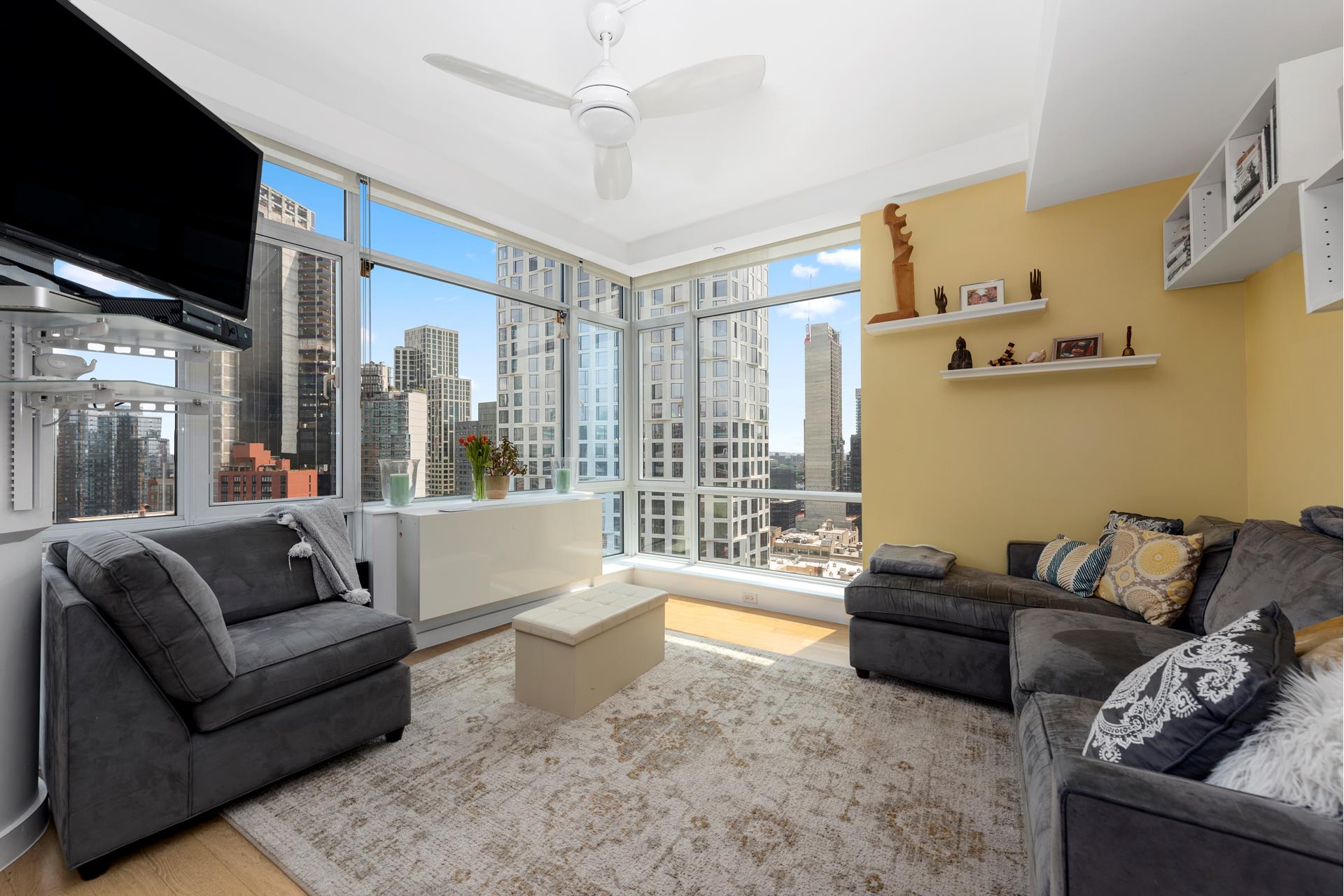 189 Schermerhorn Street Unit: 25J