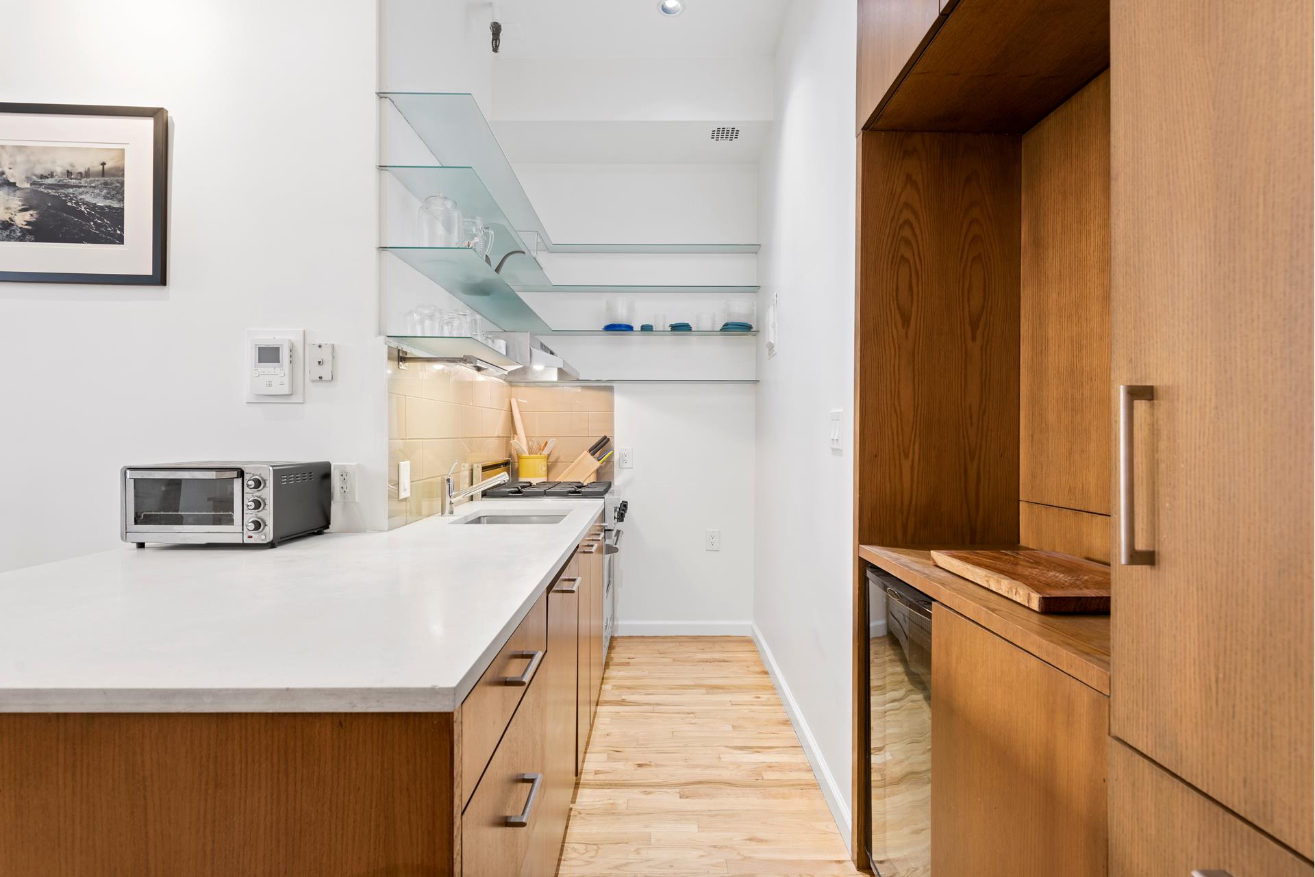 307 E 12th Street Unit: 2A