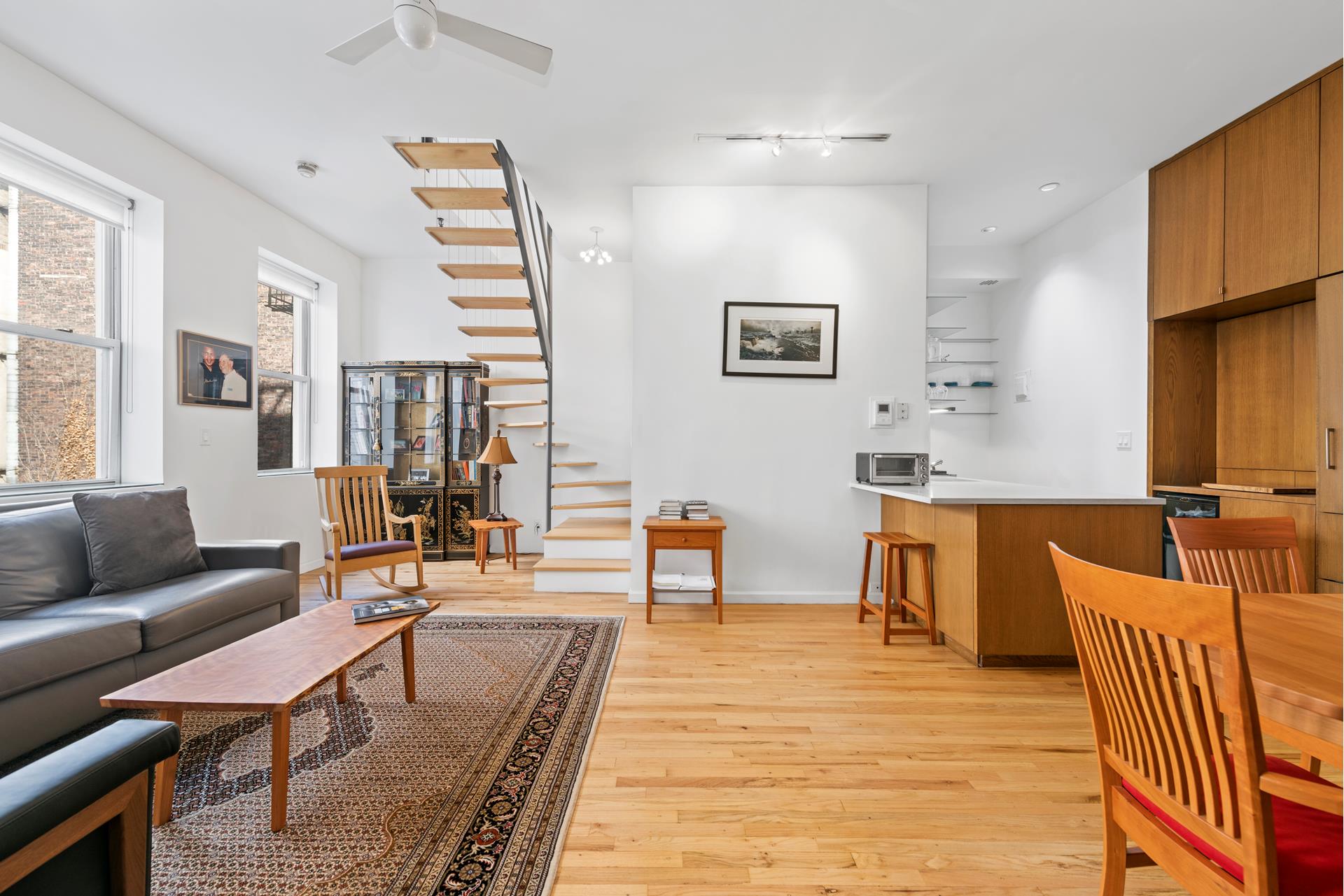 307 E 12th Street Unit: 2A