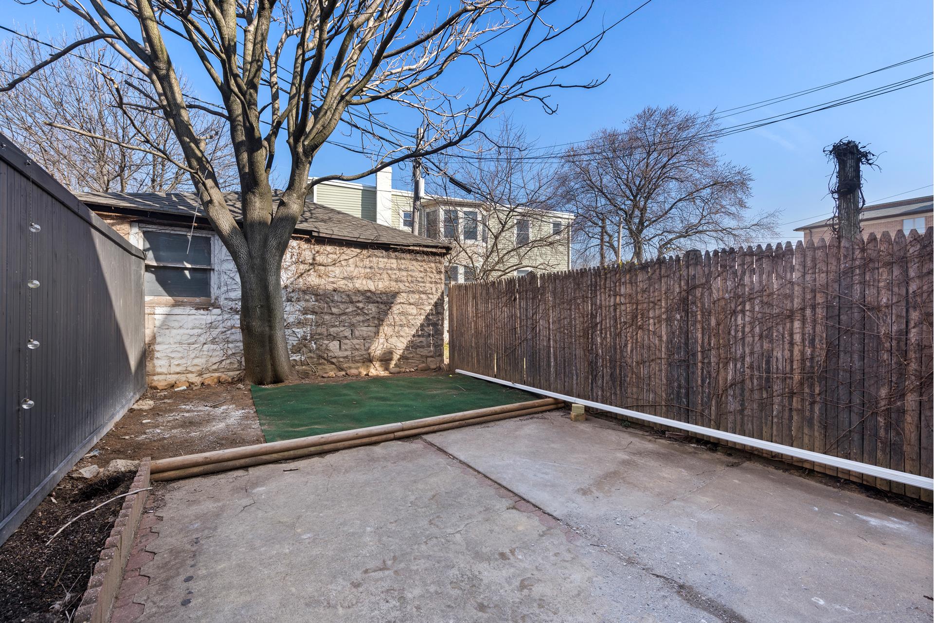 405 Greenwood Avenue