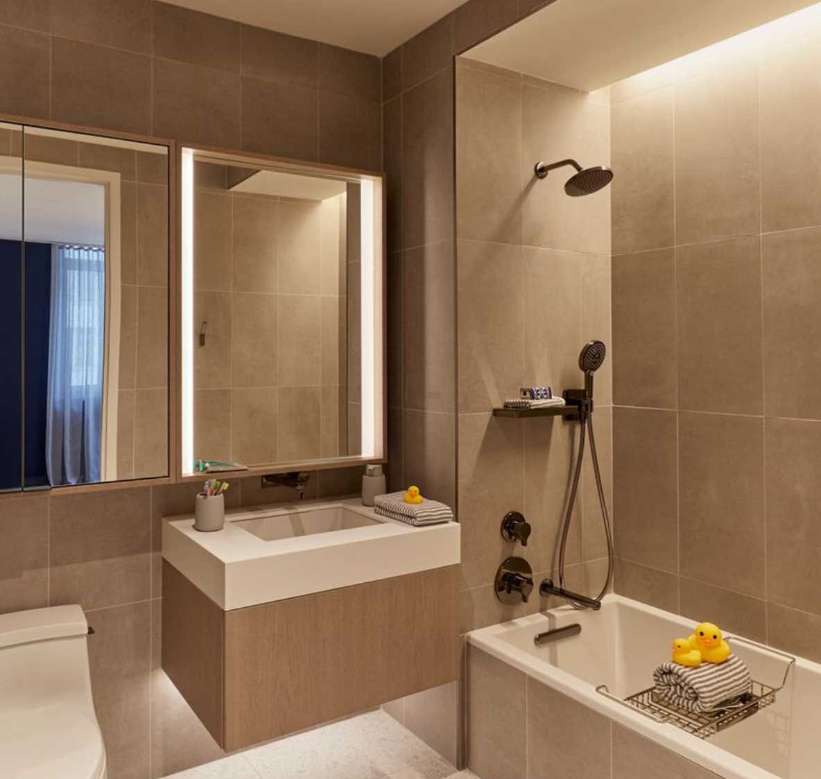 77 GREENWICH Street Unit: 26D