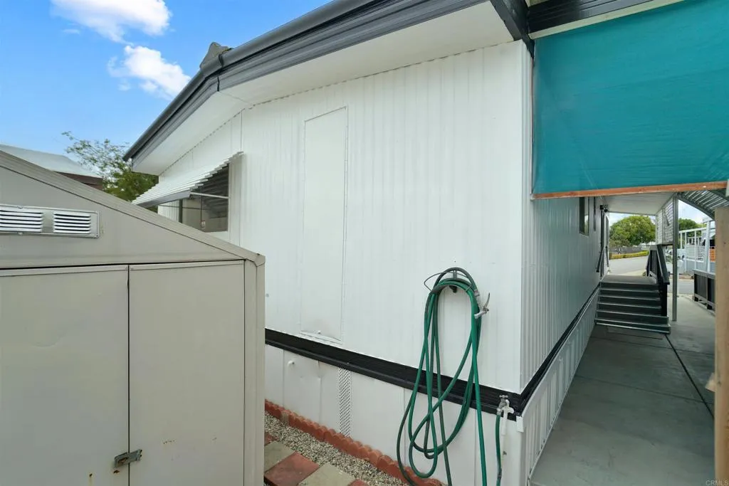 1174 E Main Unit 158