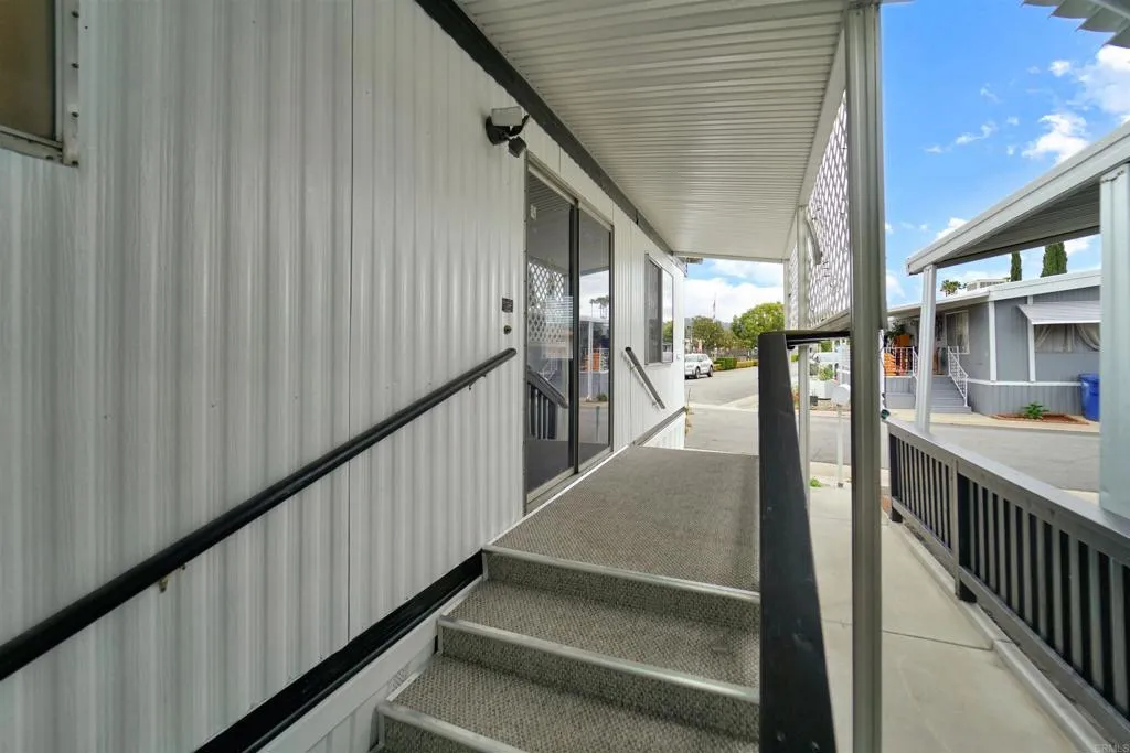 1174 E Main Unit 158