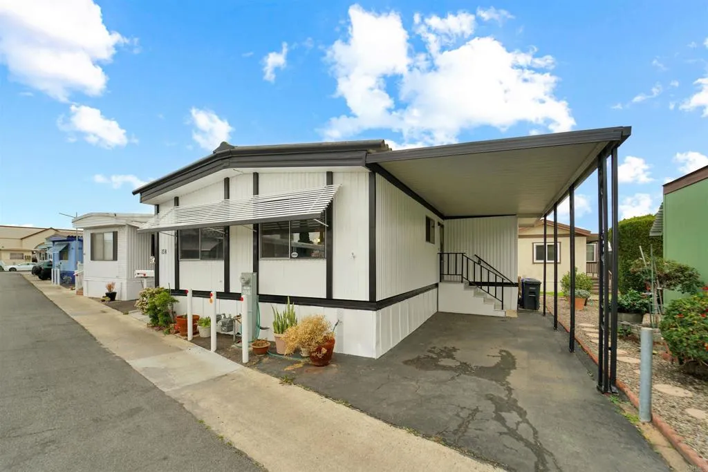 1174 E Main Unit 158