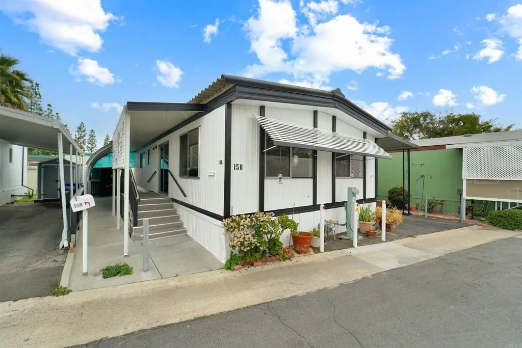 1174 E Main Unit 158