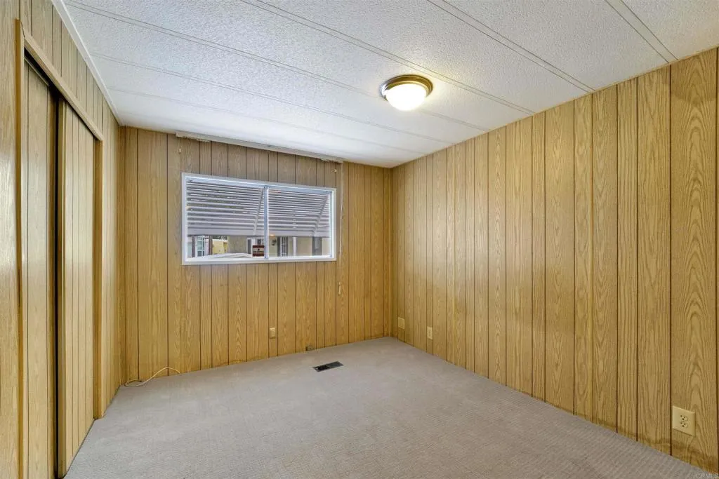 1174 E Main Unit 158