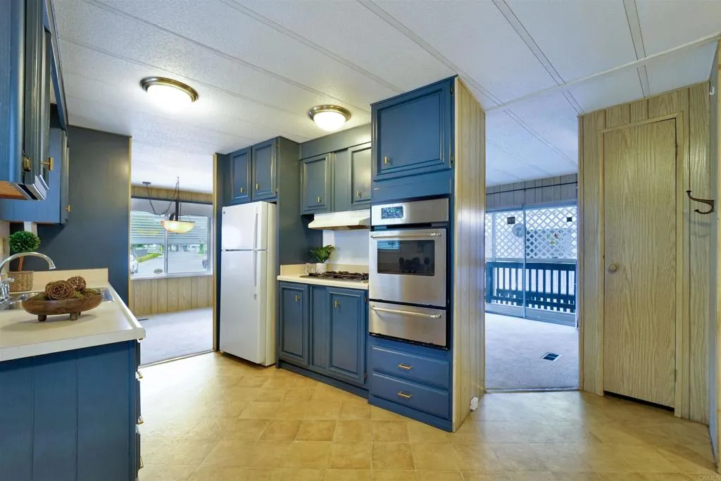 1174 E Main Unit 158