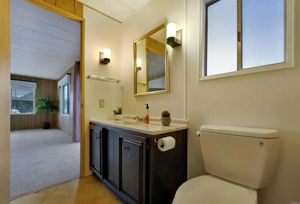 1174 E Main Unit 158