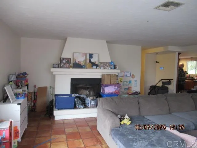3734-38 Bonita Canyon Road