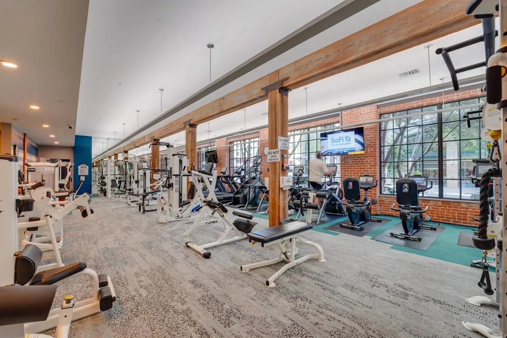 500 W Harbor Drive Unit 903