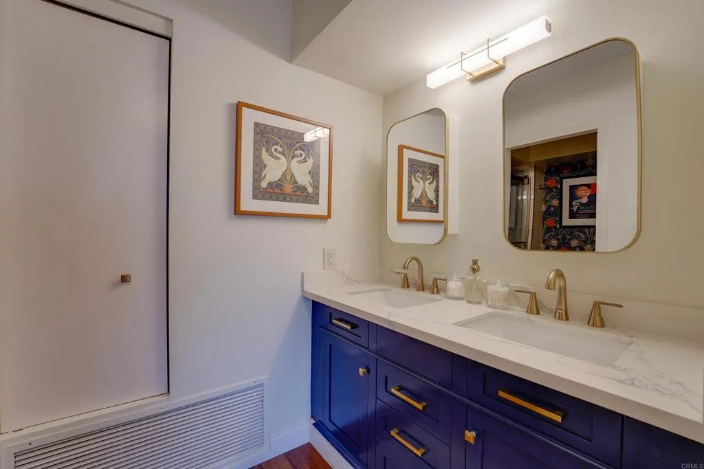 500 W Harbor Drive Unit 903