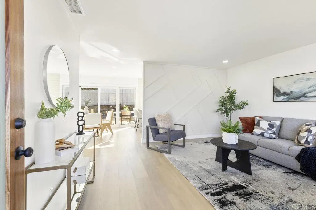 13023 Ashgate Pl