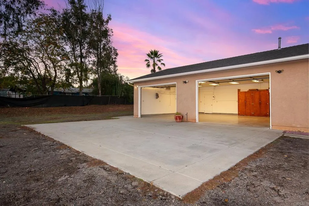 10546 Valle Vista Rd