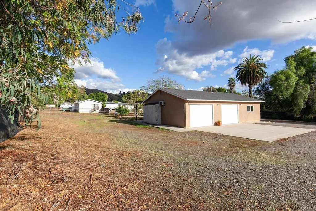 10546 Valle Vista Rd
