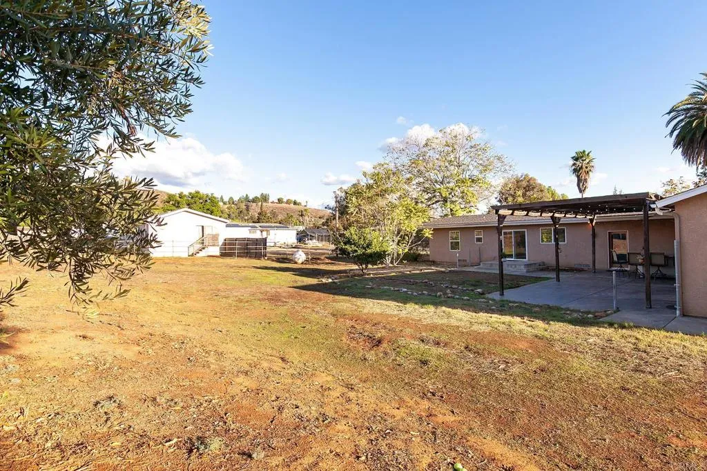 10546 Valle Vista Rd