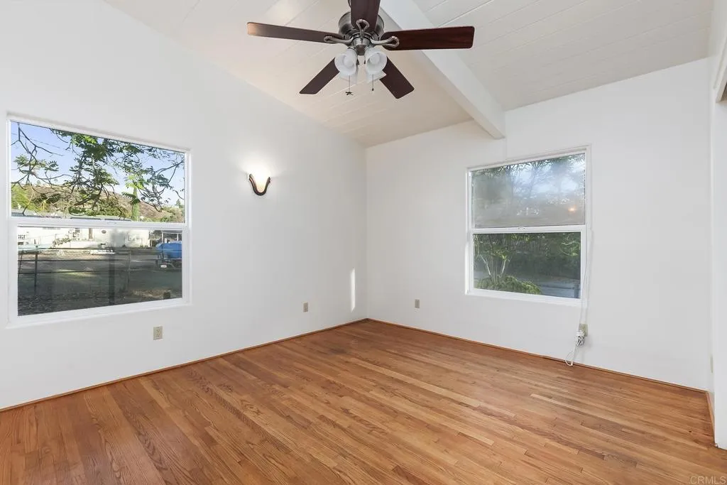 10546 Valle Vista Rd