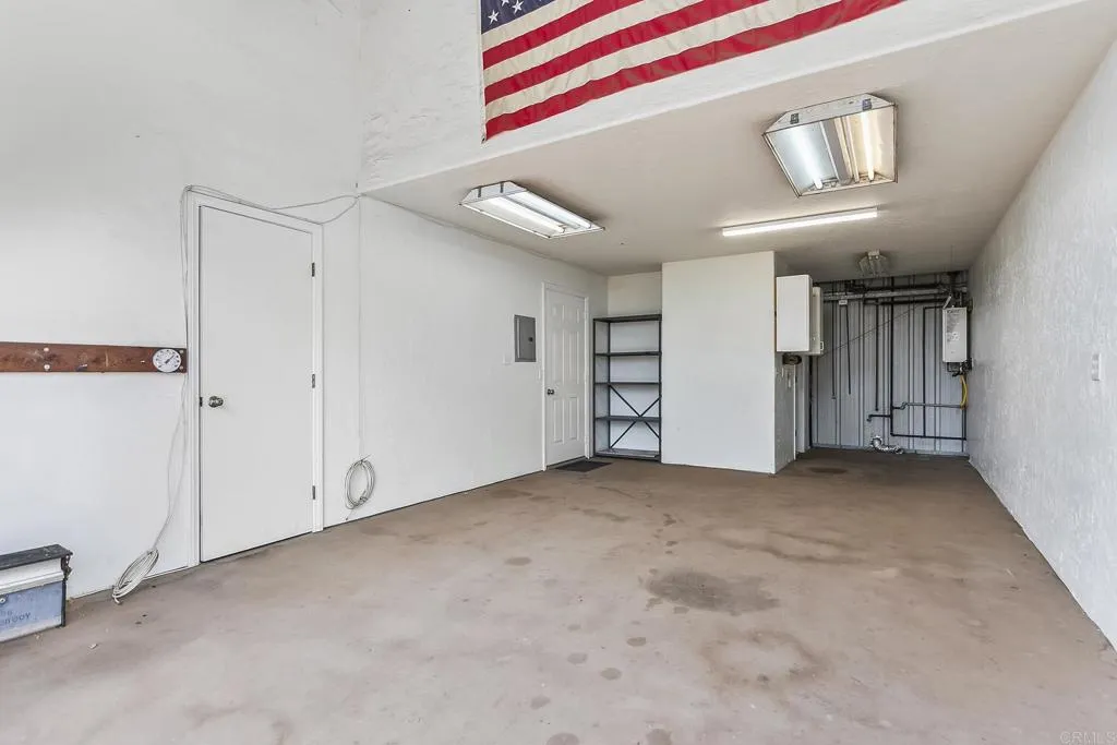 10546 Valle Vista Rd