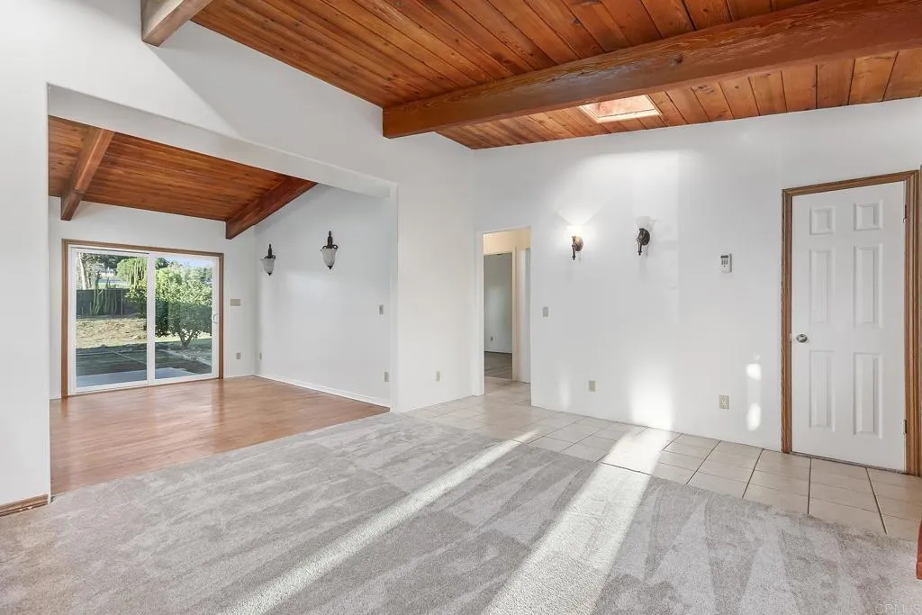 10546 Valle Vista Rd