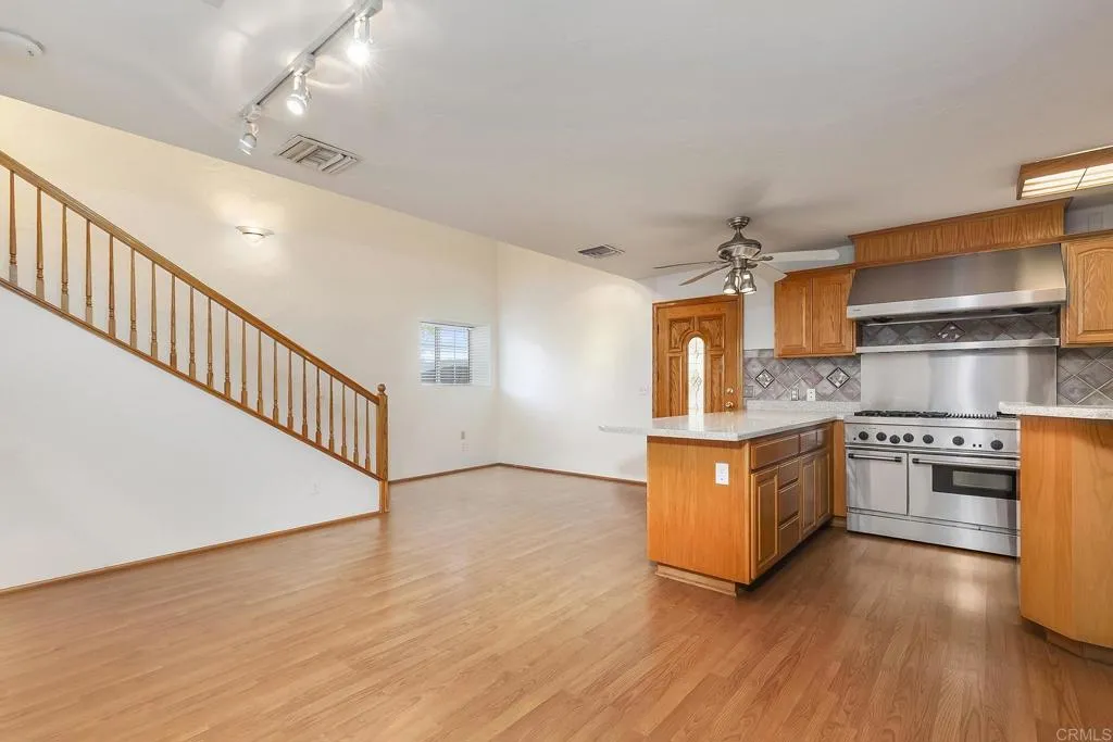 10546 Valle Vista Rd