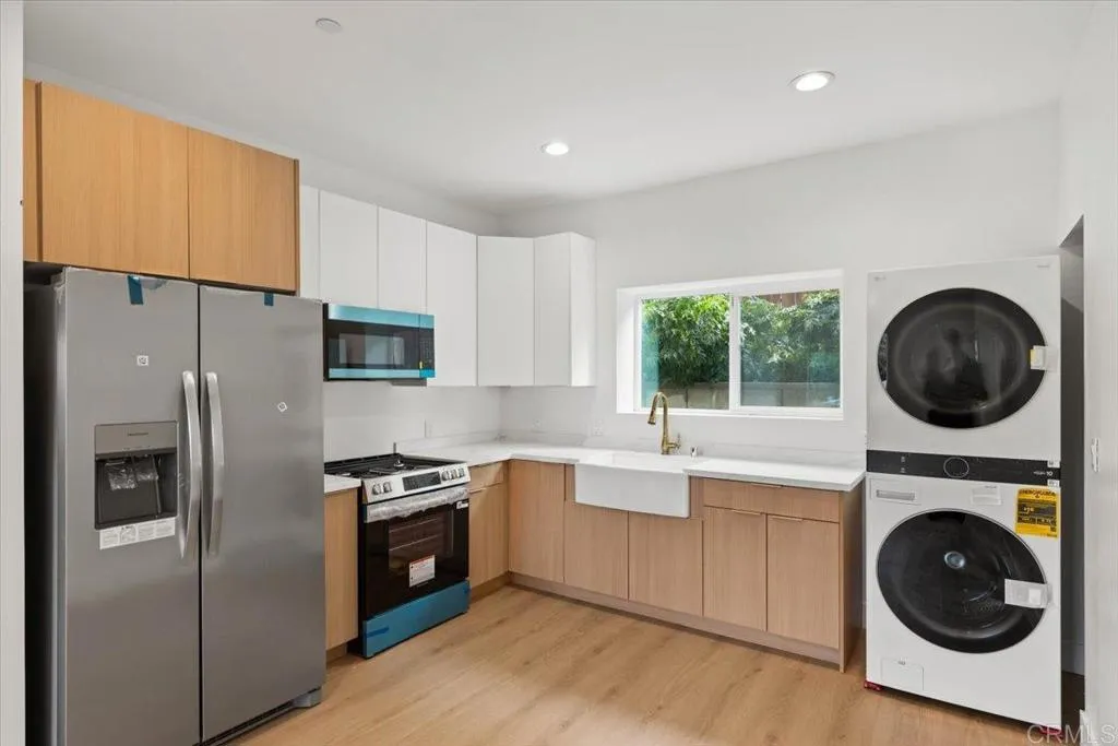 785 Lemon Avenue Unit 1-4