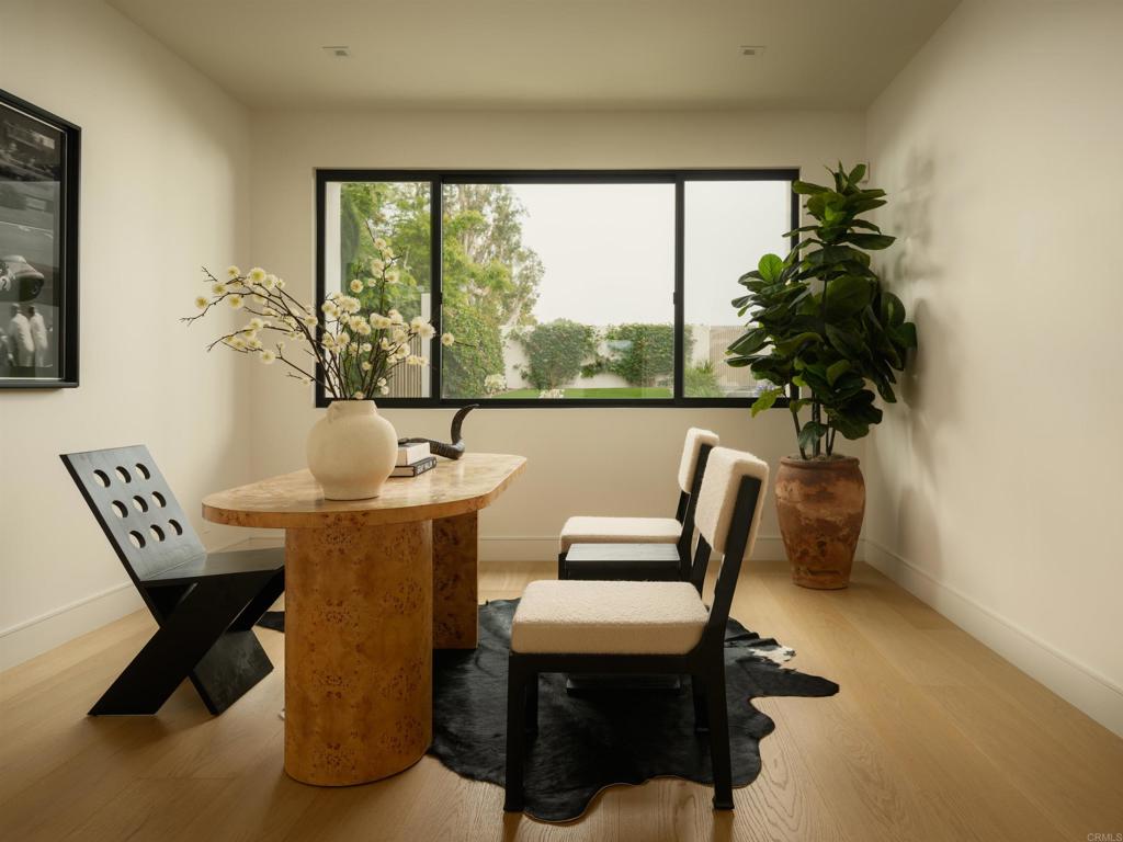 2082 Via Casa Alta