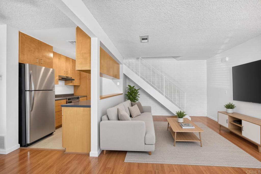 12135 Orange Crest Court 3