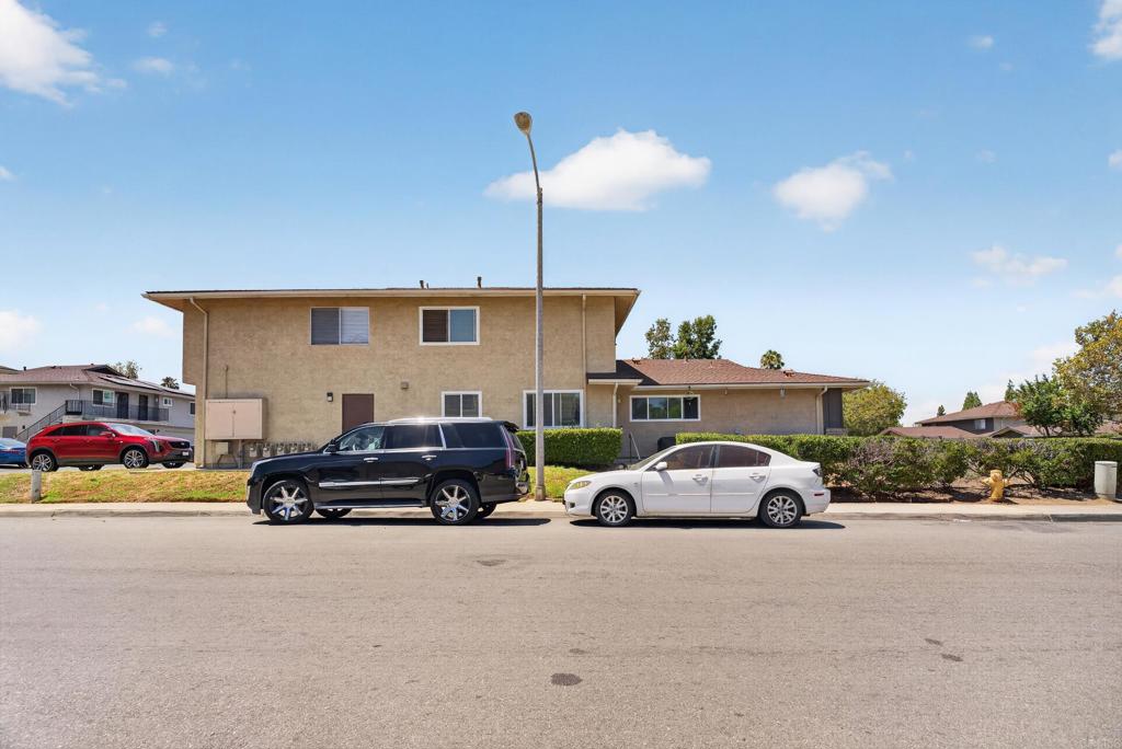12135 Orange Crest Court 3
