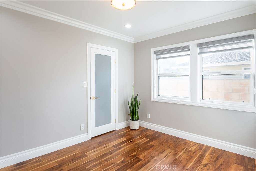 5339 E Greenmeadow