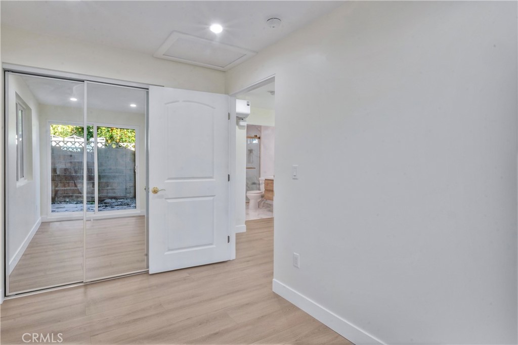 5339 E Greenmeadow