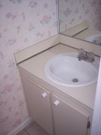 128 Sherwood Circle 13c