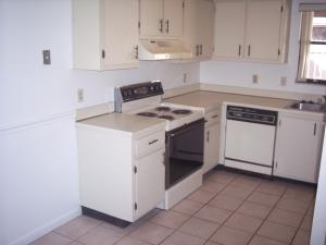 128 Sherwood Circle 13c