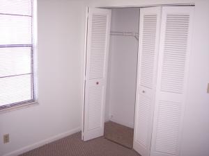 128 Sherwood Circle 13c