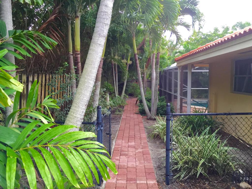 209 Golfview Drive