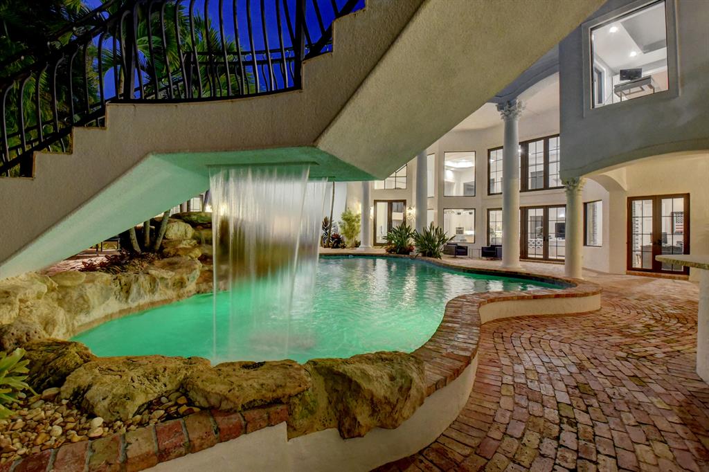 3795 Coventry Lane