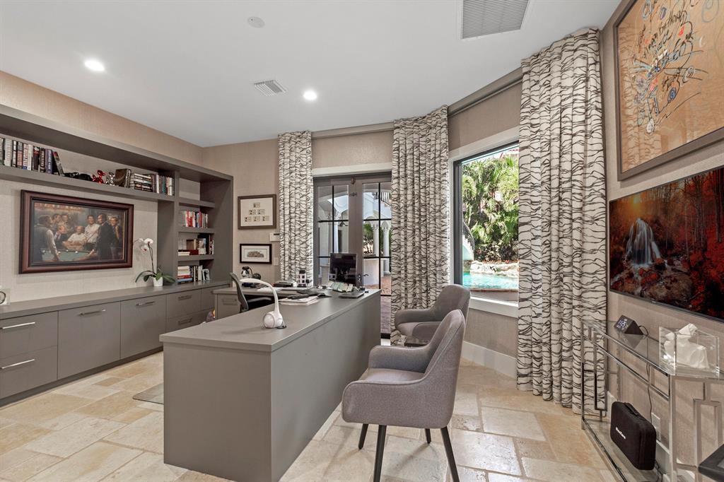 3795 Coventry Lane