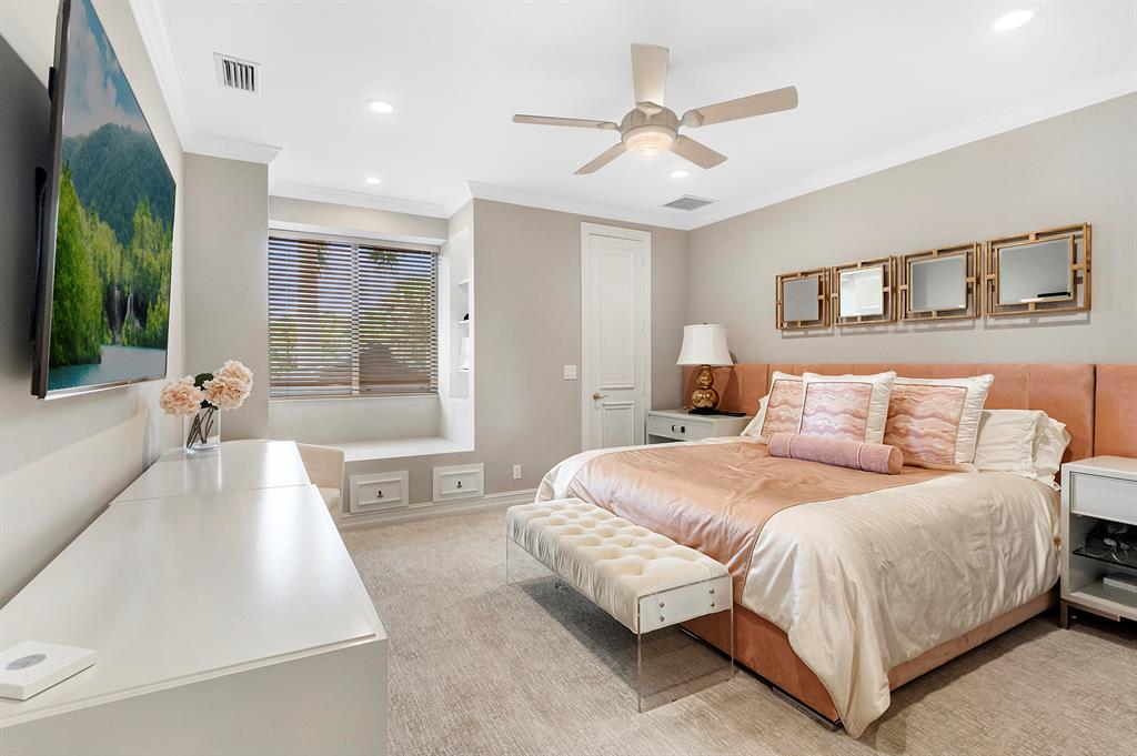 3871 Landings Drive